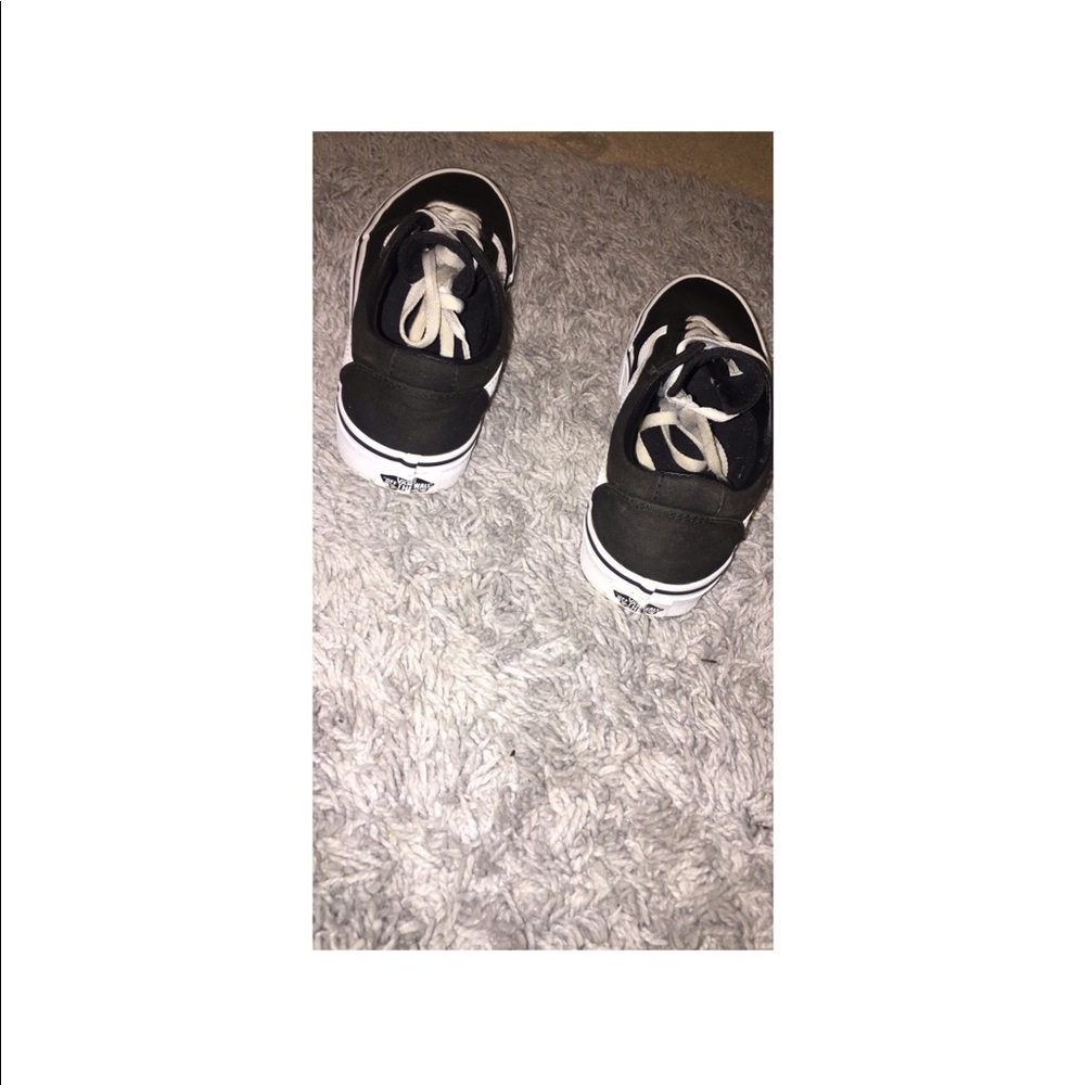 Vans - Picture 3 of 3